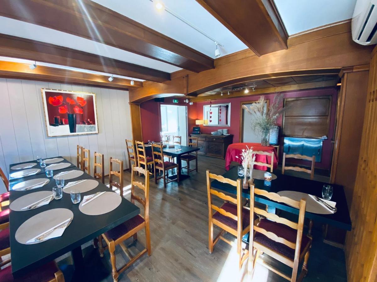 Logis Hotel Restaurant Au Lion Rouge Bartenheim Exterior photo