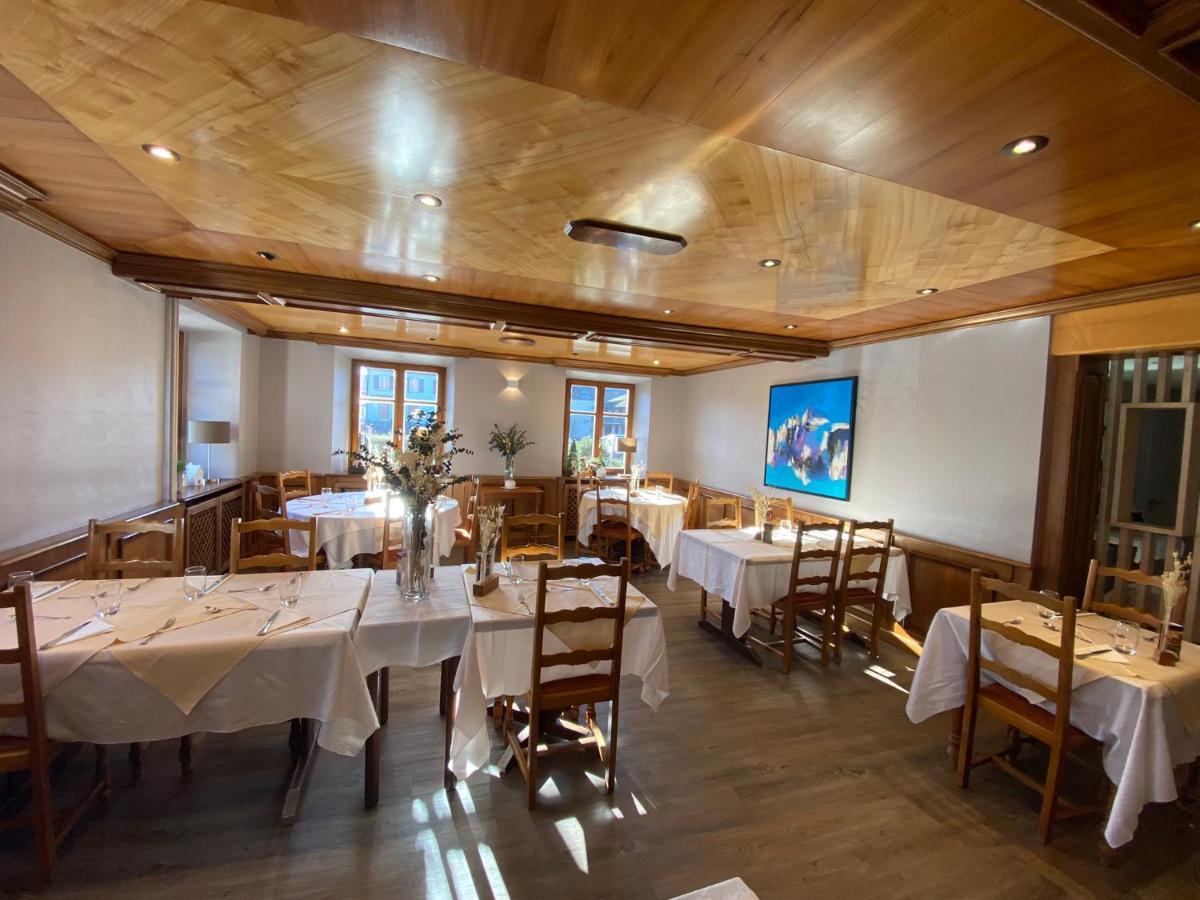 Logis Hotel Restaurant Au Lion Rouge Bartenheim Exterior photo